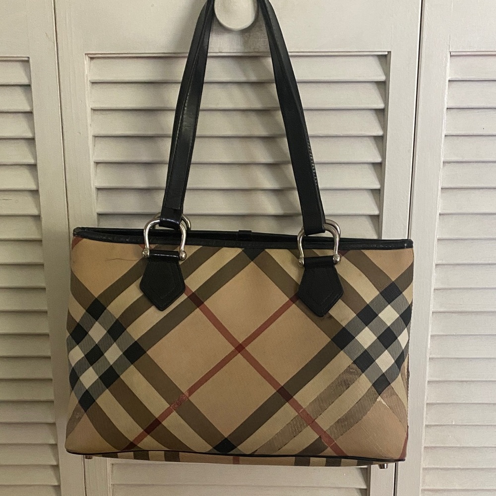 Burberry Checkered 9”x15” Tan and Black Red Shoulder Bag 100% Authentic